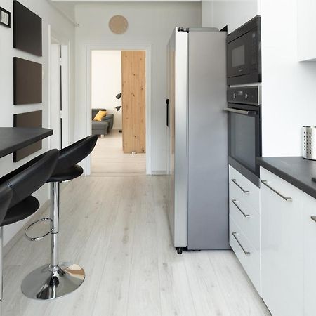 Smart Square With Free Parking Appartement Debrecen Buitenkant foto