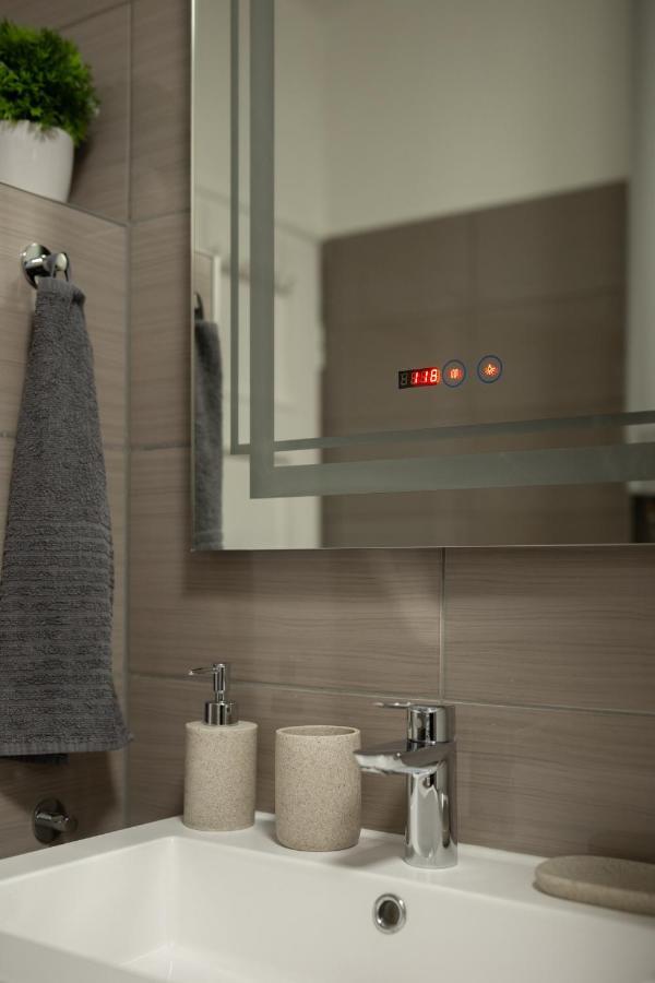 Smart Square With Free Parking Appartement Debrecen Buitenkant foto